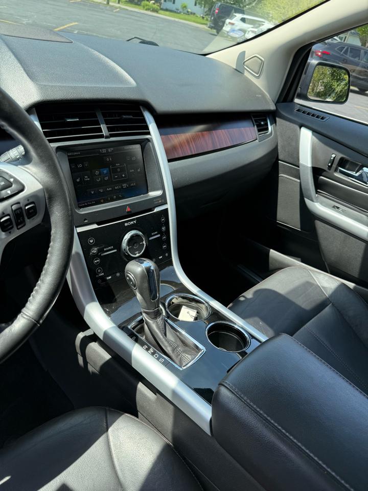 Ford Edge 4dr Limited AWD 2013