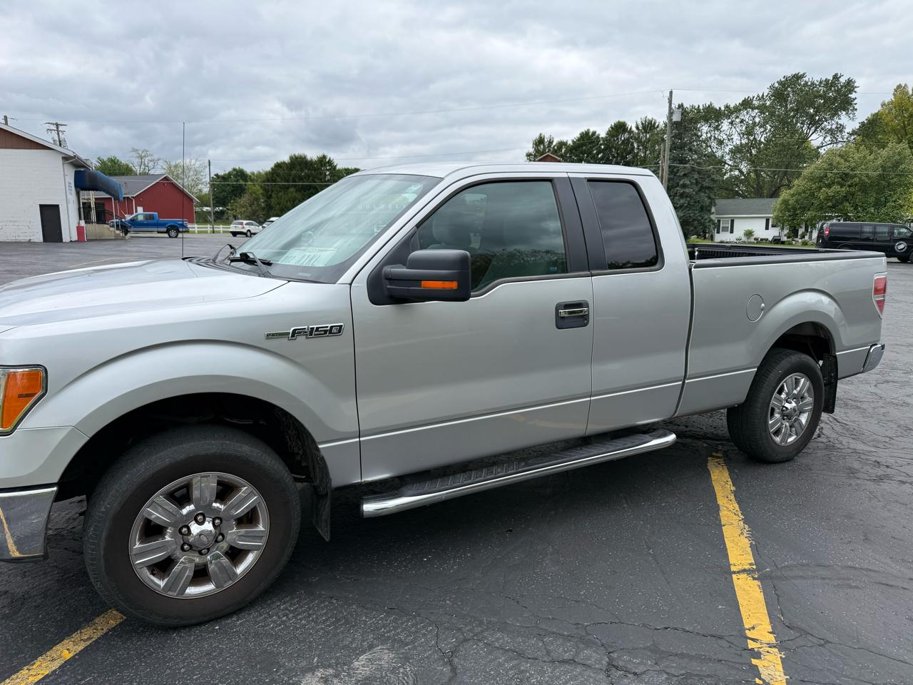 Ford F-150 2WD SuperCab 145" XLT 2011