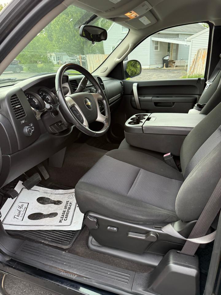 Chevrolet Silverado 1500 2WD Ext Cab 143.5" LT 2010