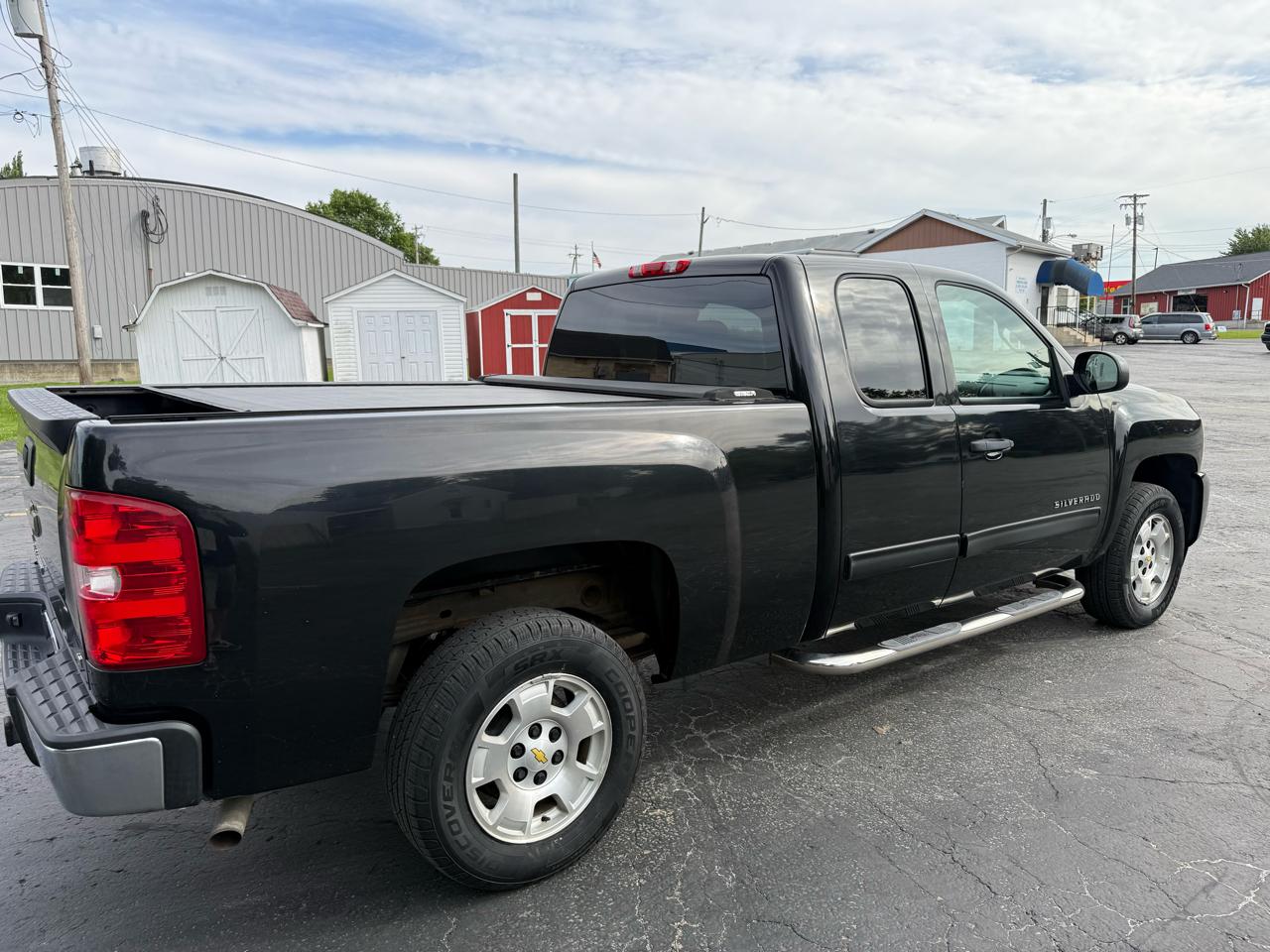 Chevrolet Silverado 1500 2WD Ext Cab 143.5" LT 2010