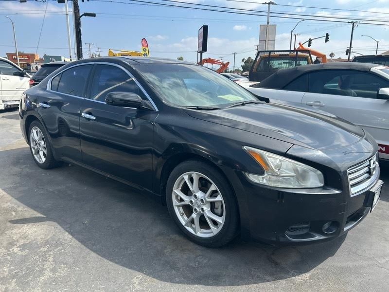 Nissan Maxima SV 2014
