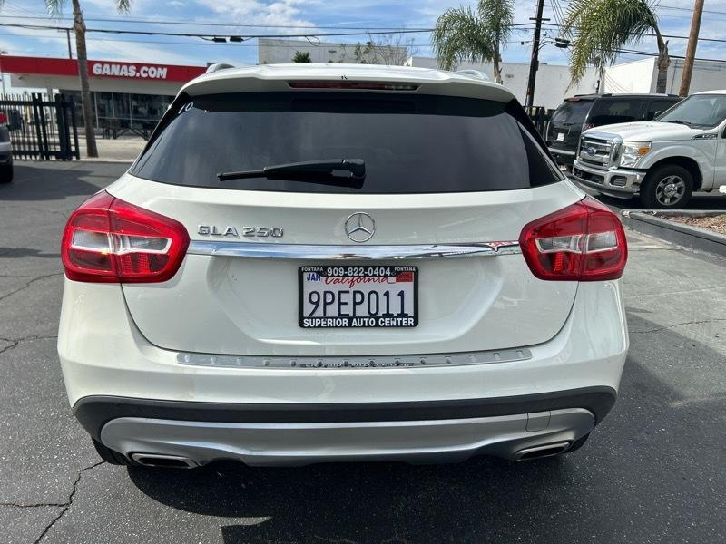 Mercedes-Benz GLA-Class GLA250 2016