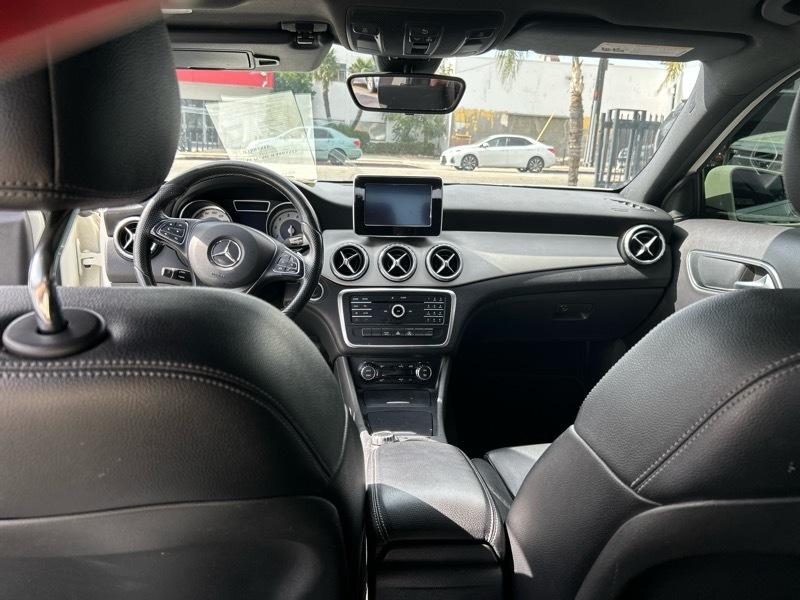 Mercedes-Benz GLA-Class GLA250 2016