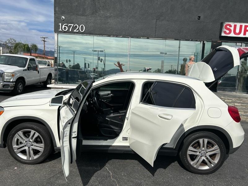 Mercedes-Benz GLA-Class GLA250 2016