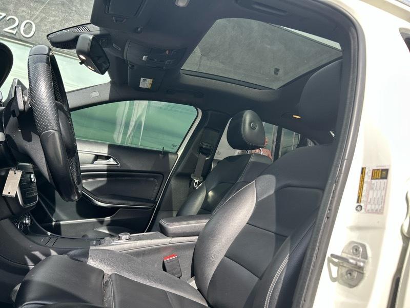 Mercedes-Benz GLA-Class GLA250 2016