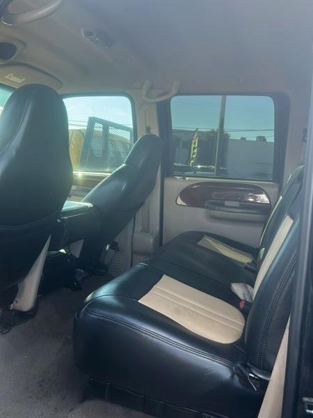 Ford F-350 SD XL Crew Cab Short Bed 4WD DRW 2000