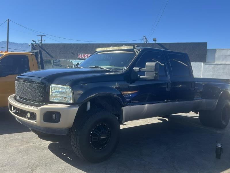 Ford F-350 SD XL Crew Cab Short Bed 4WD DRW 2000