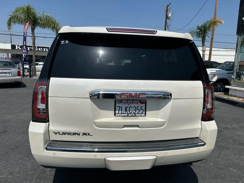 GMC Yukon Denali XL 4WD 2015