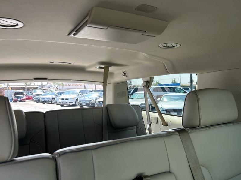 GMC Yukon Denali XL 4WD 2015