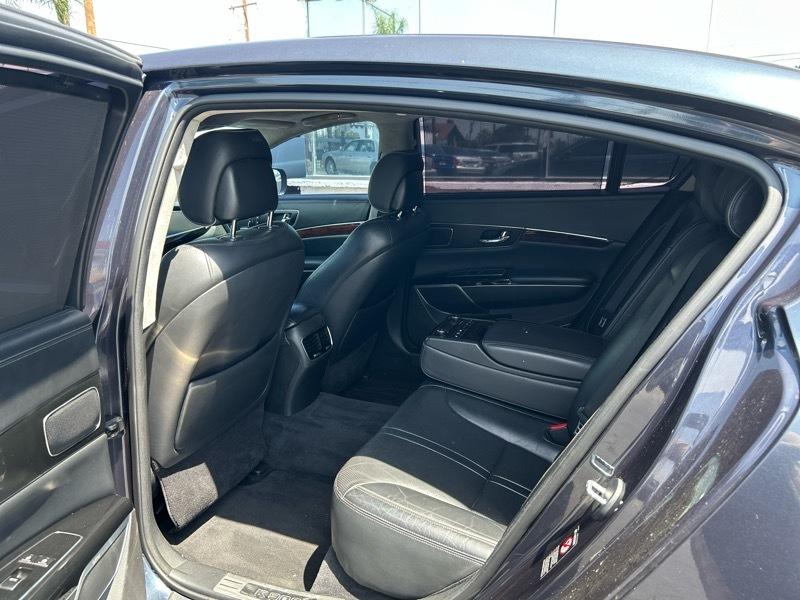 Kia K900  2015