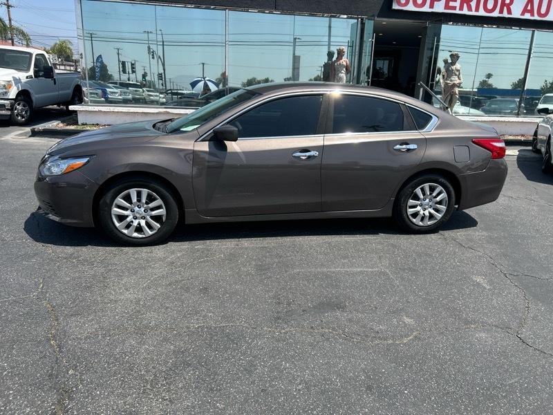 Nissan Altima 2.5 SR 2016