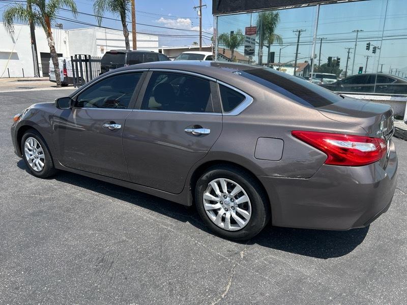 Nissan Altima 2.5 SR 2016