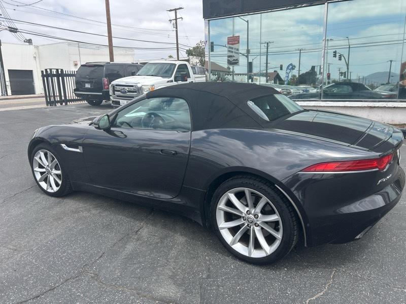 Jaguar F-Type  2014
