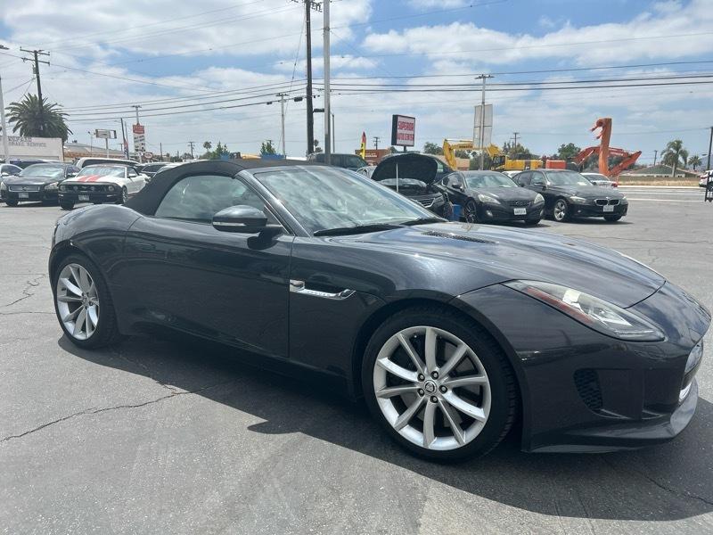 Jaguar F-Type  2014