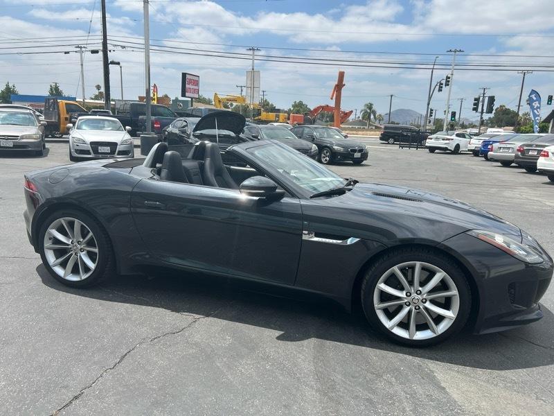 Jaguar F-Type  2014