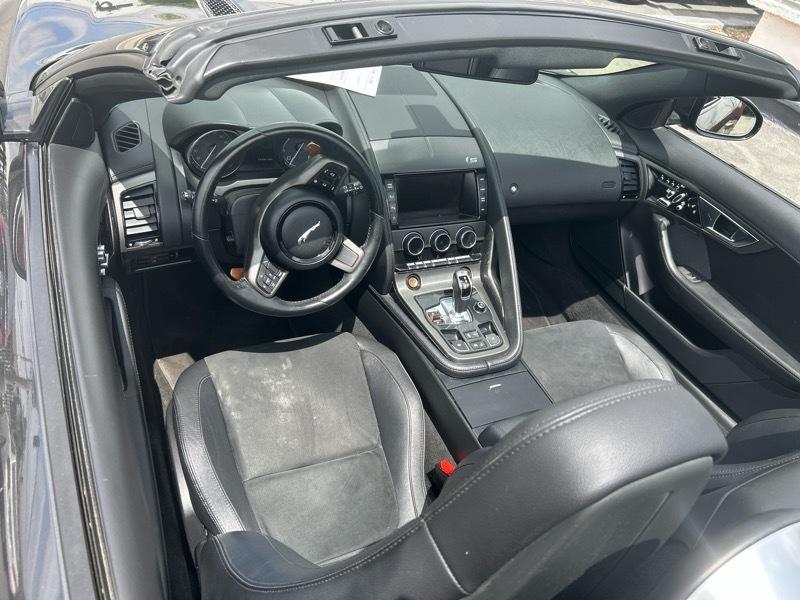 Jaguar F-Type  2014