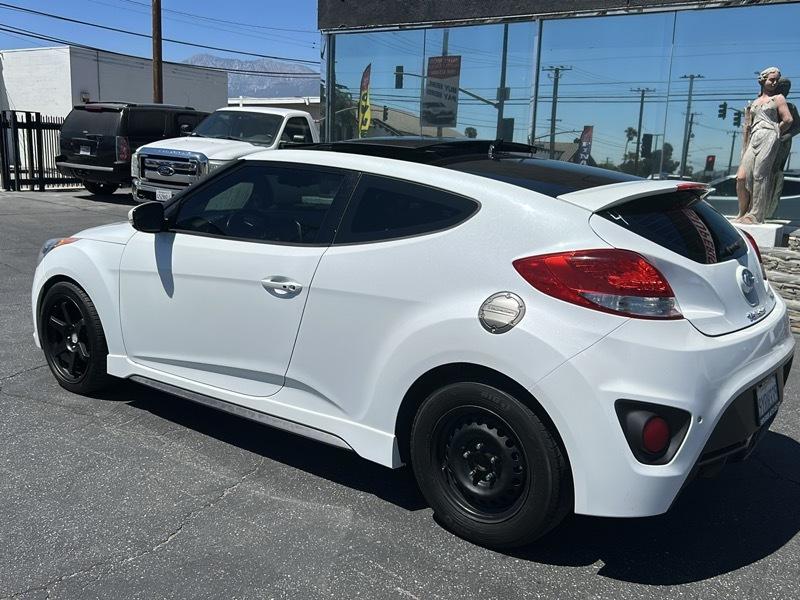 Hyundai Veloster Turbo 6MT 2015