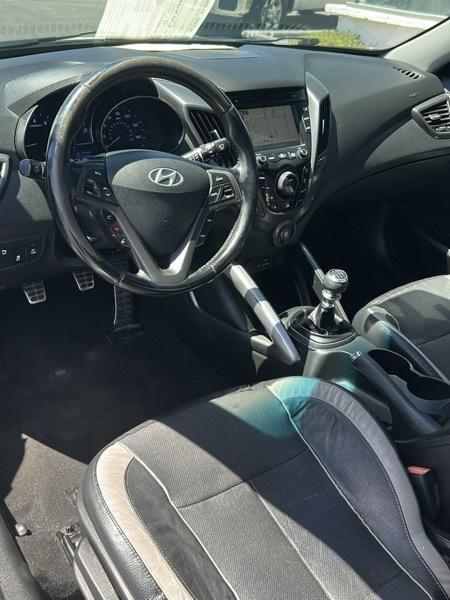 Hyundai Veloster Turbo 6MT 2015