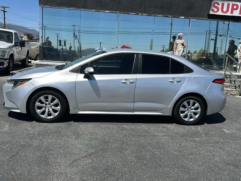 Toyota Corolla LE 2022