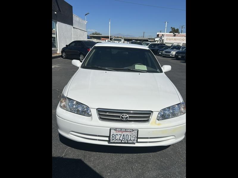 Toyota Camry LE 2000
