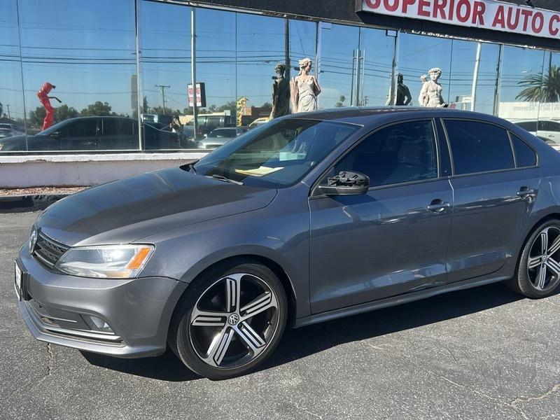 Volkswagen Jetta SE 6A 2016