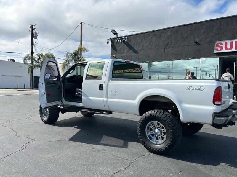 Ford F-350 SD XLT Crew Cab Long Bed 4WD 2006