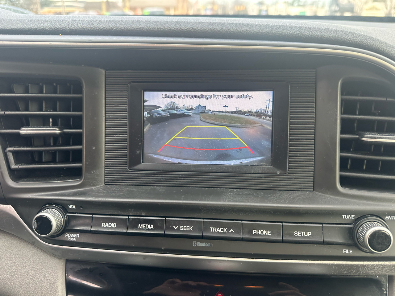 Hyundai Elantra  2019