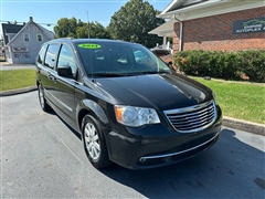 2014 Chrysler Town & Country 