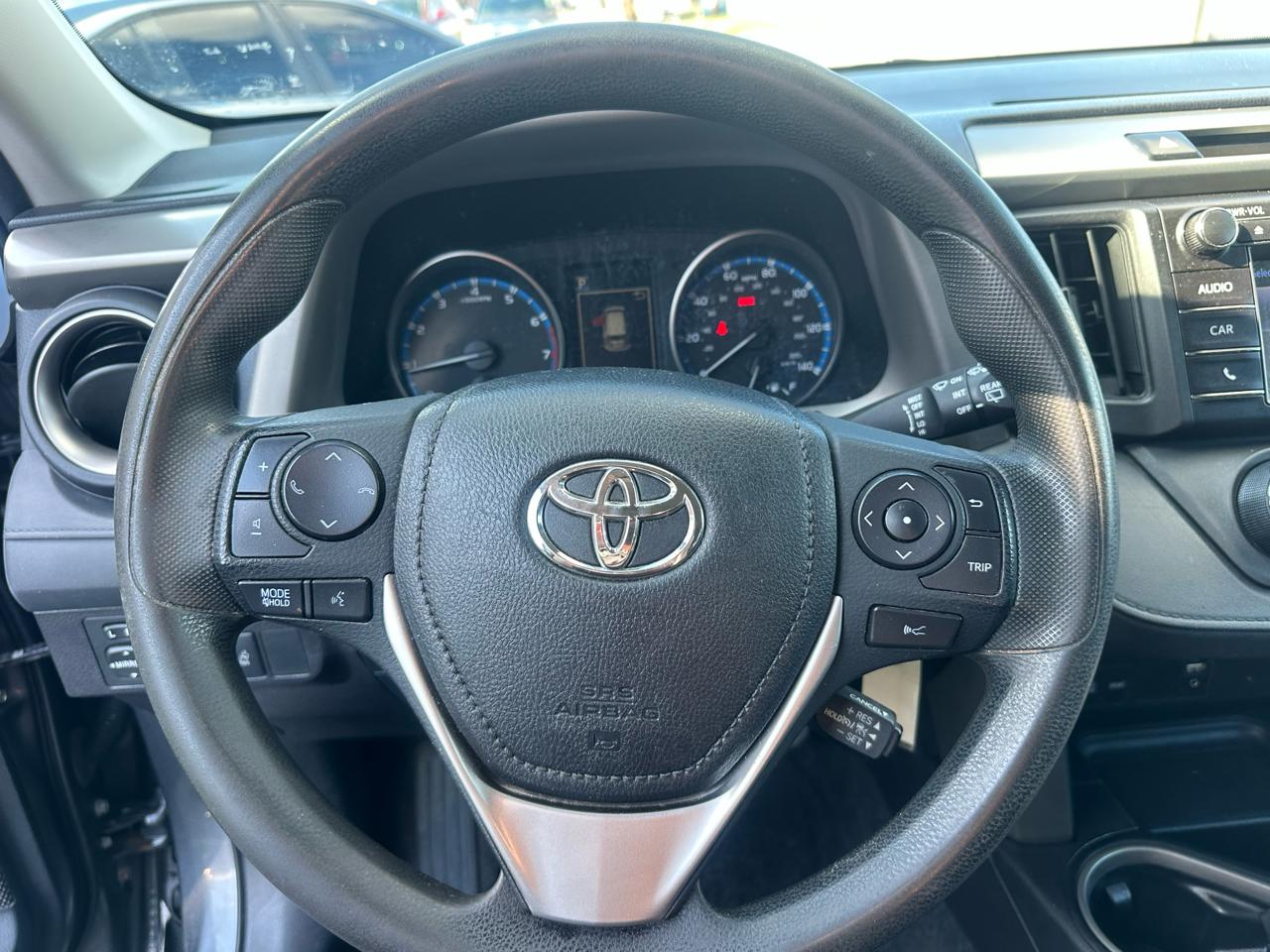 Toyota RAV4  2018
