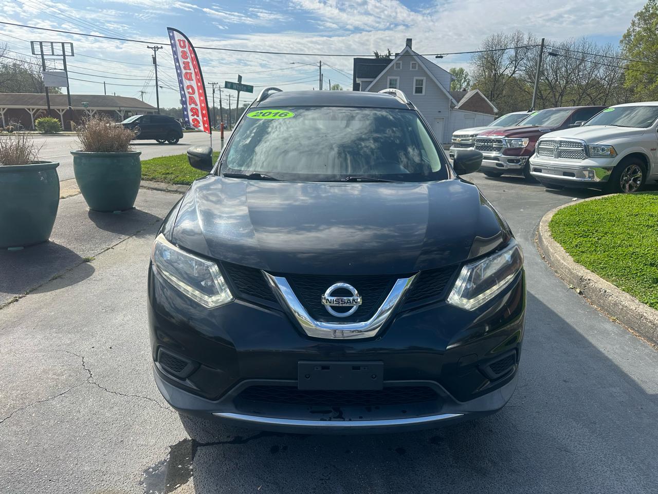 Nissan Rogue  2016