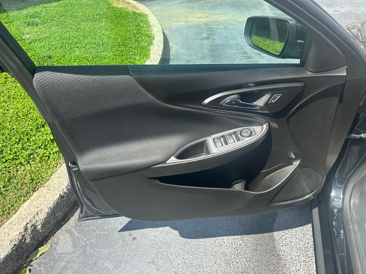 Chevrolet Malibu  2023