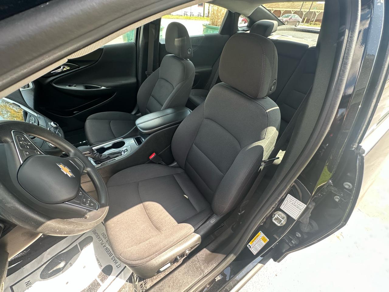 Chevrolet Malibu  2023