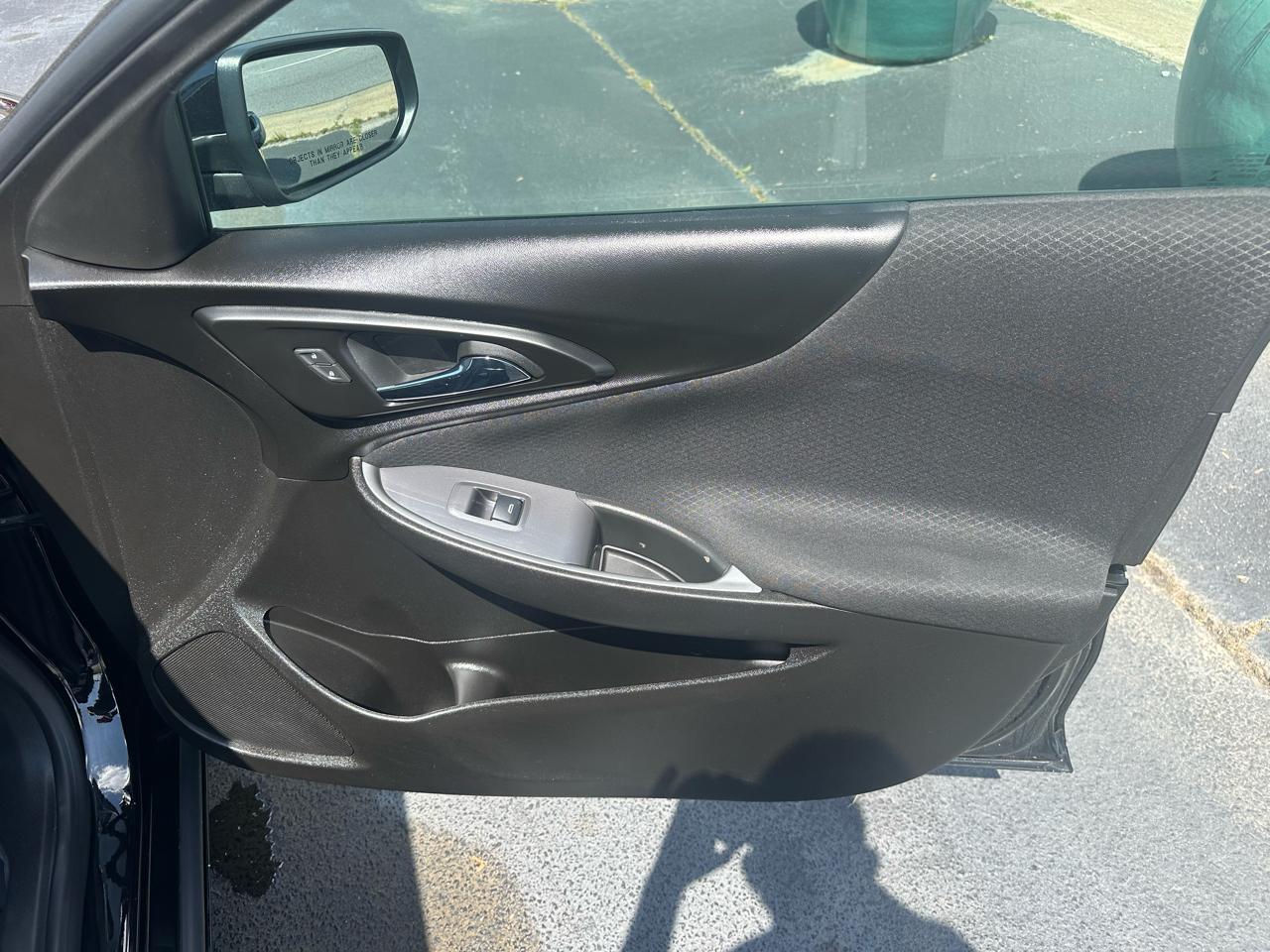 Chevrolet Malibu  2023