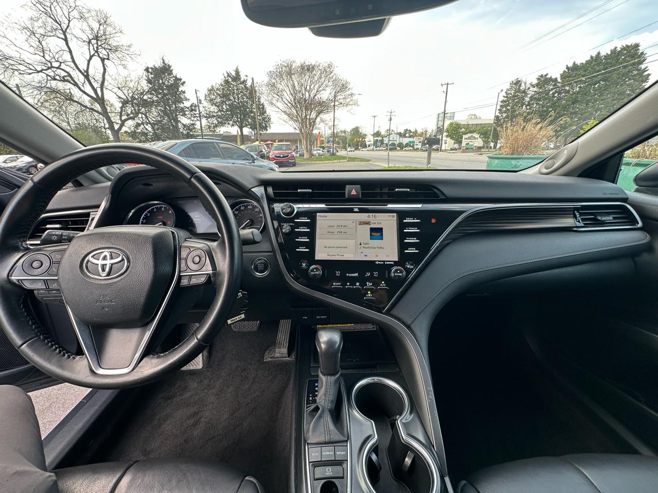 Toyota Camry  2020