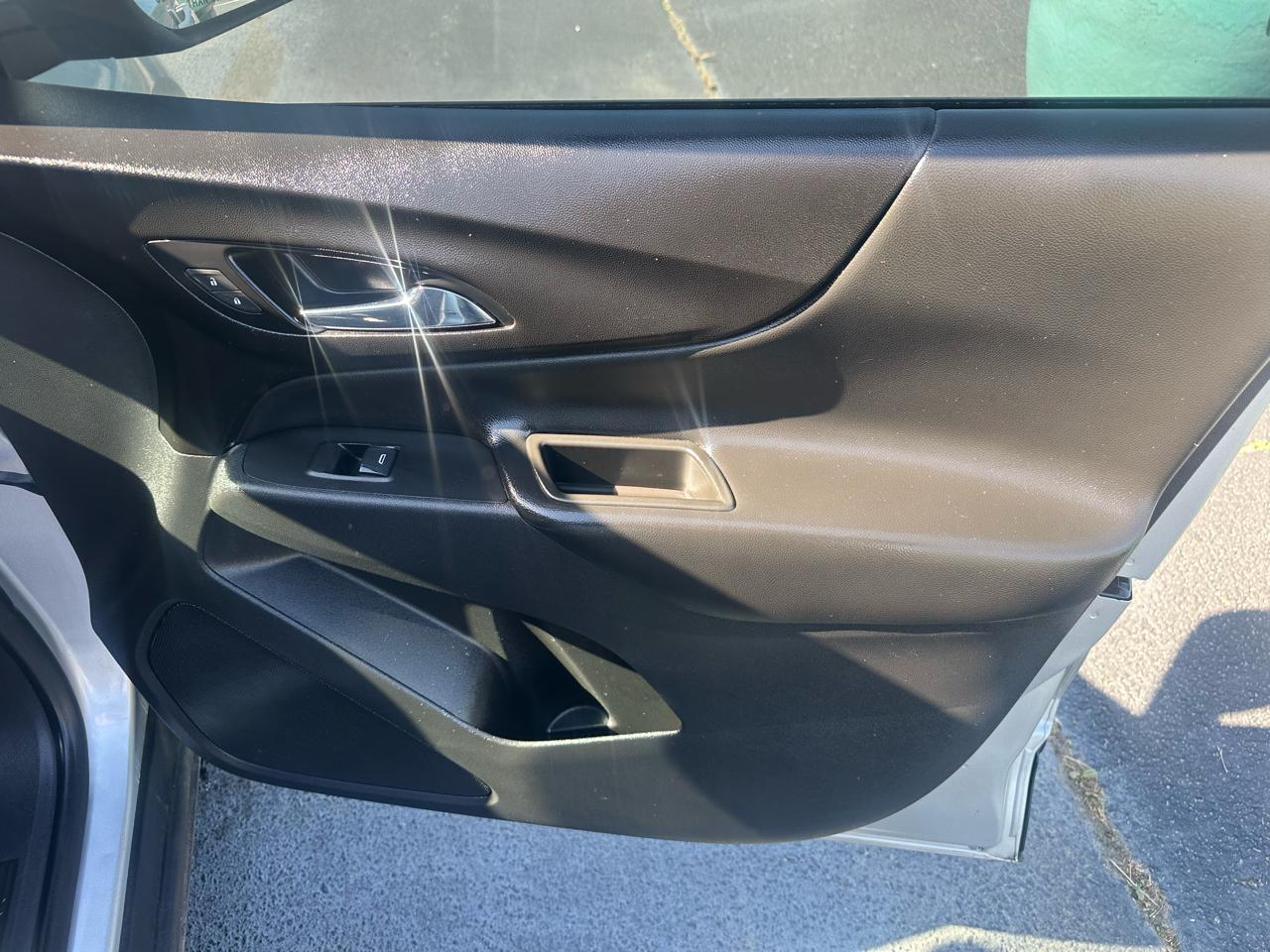 Chevrolet Equinox  2021