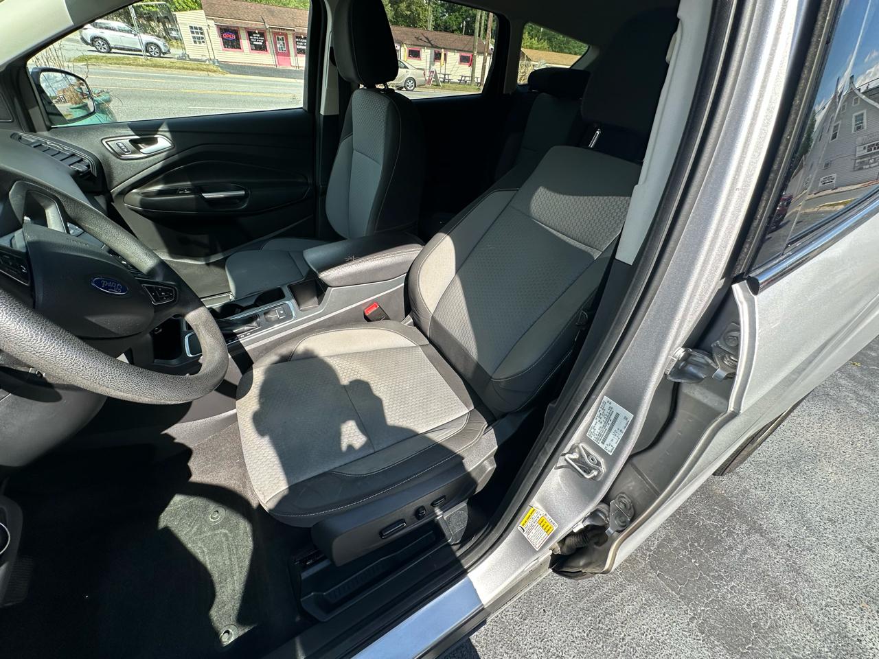 Ford Escape  2017