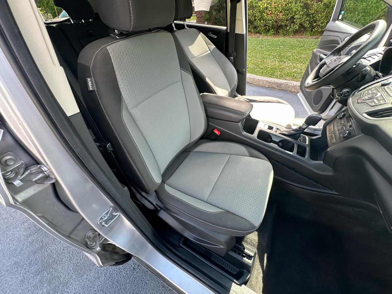Ford Escape  2017
