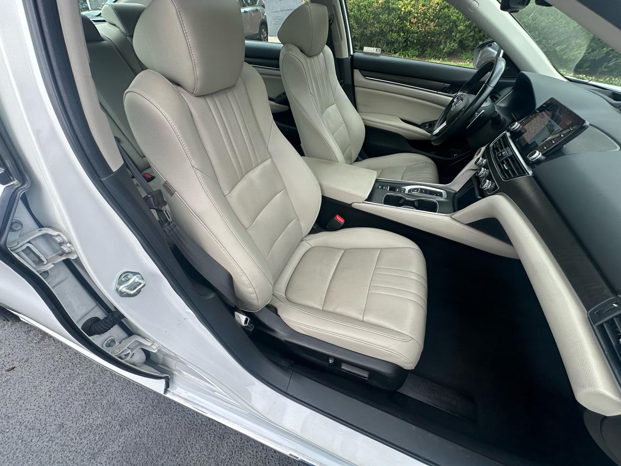 Honda Accord Hybrid  2021