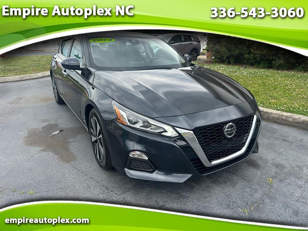 Nissan Altima  2022