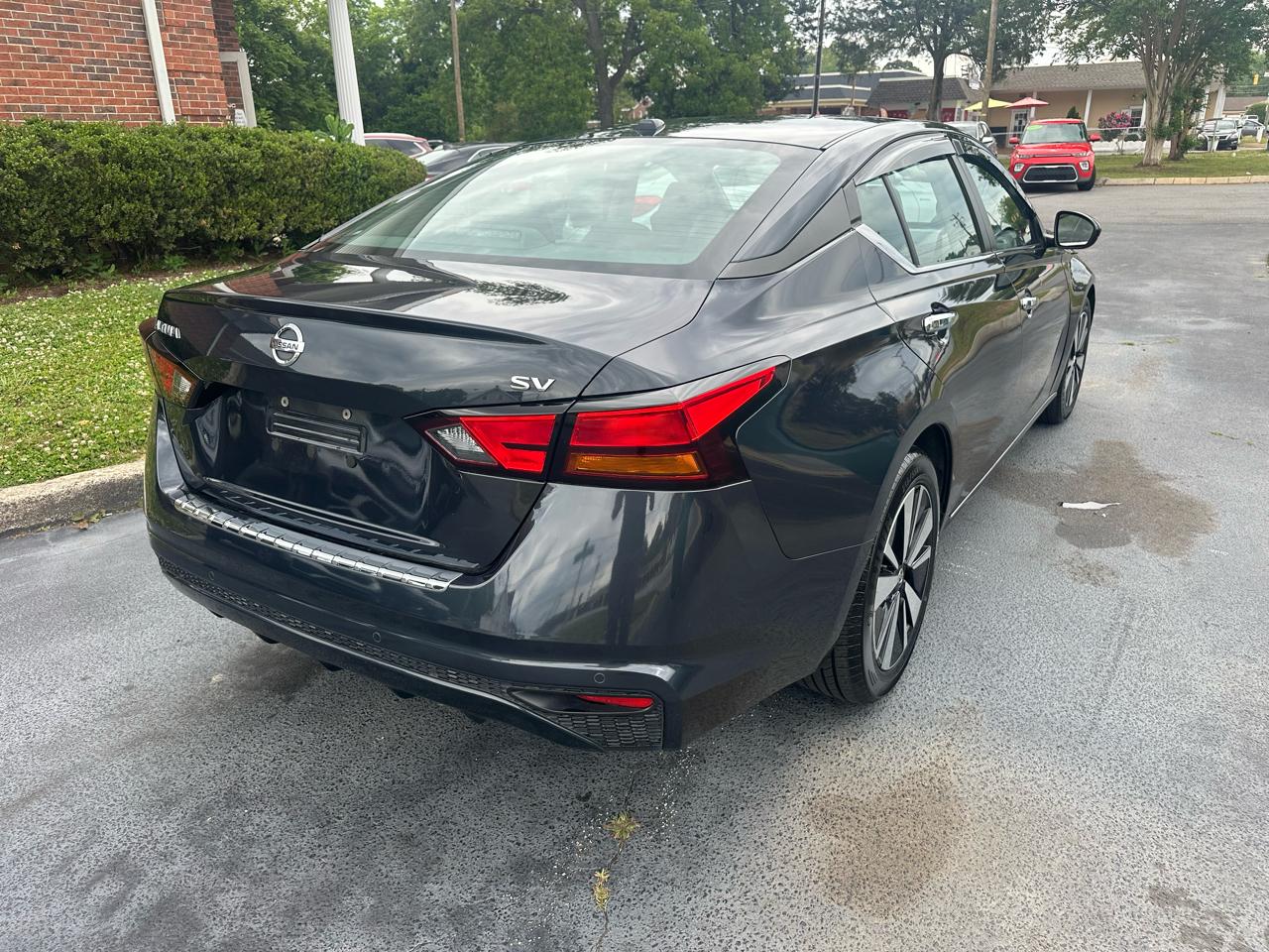 Nissan Altima  2022