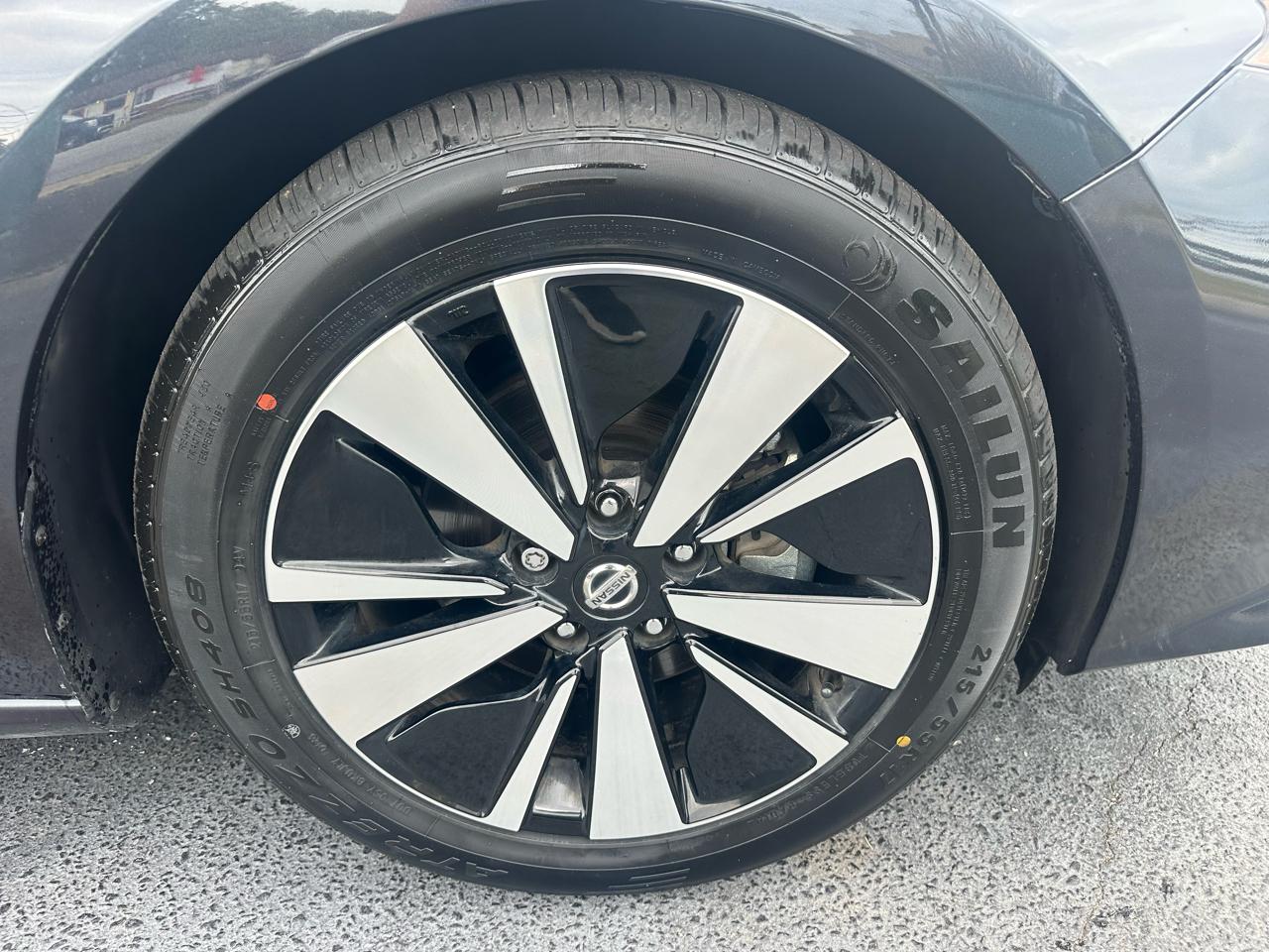 Nissan Altima  2022