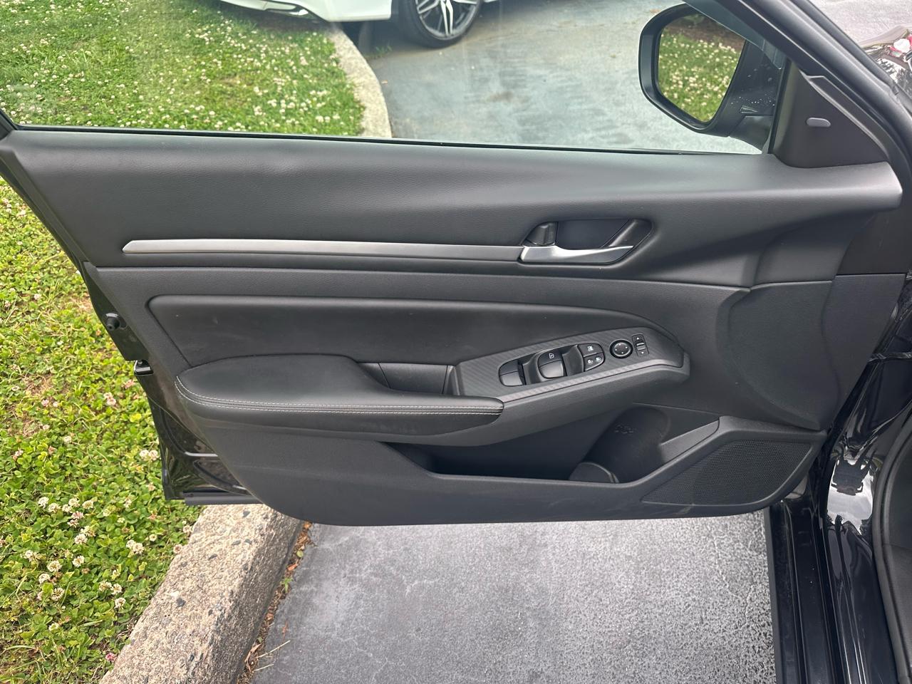 Nissan Altima  2022