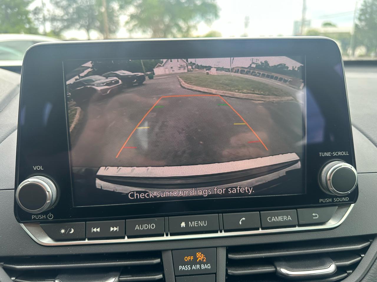 Nissan Altima  2022