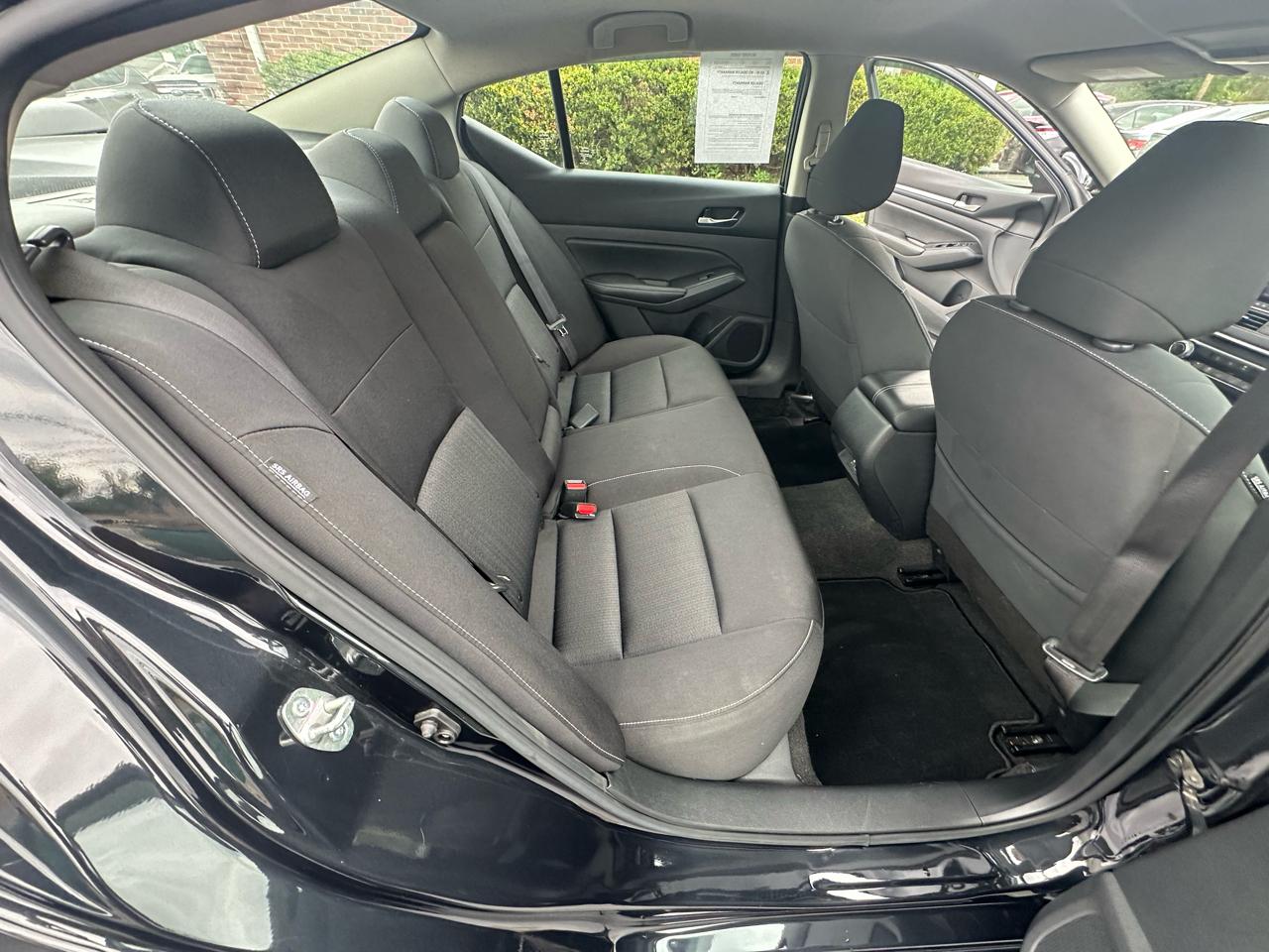 Nissan Altima  2022