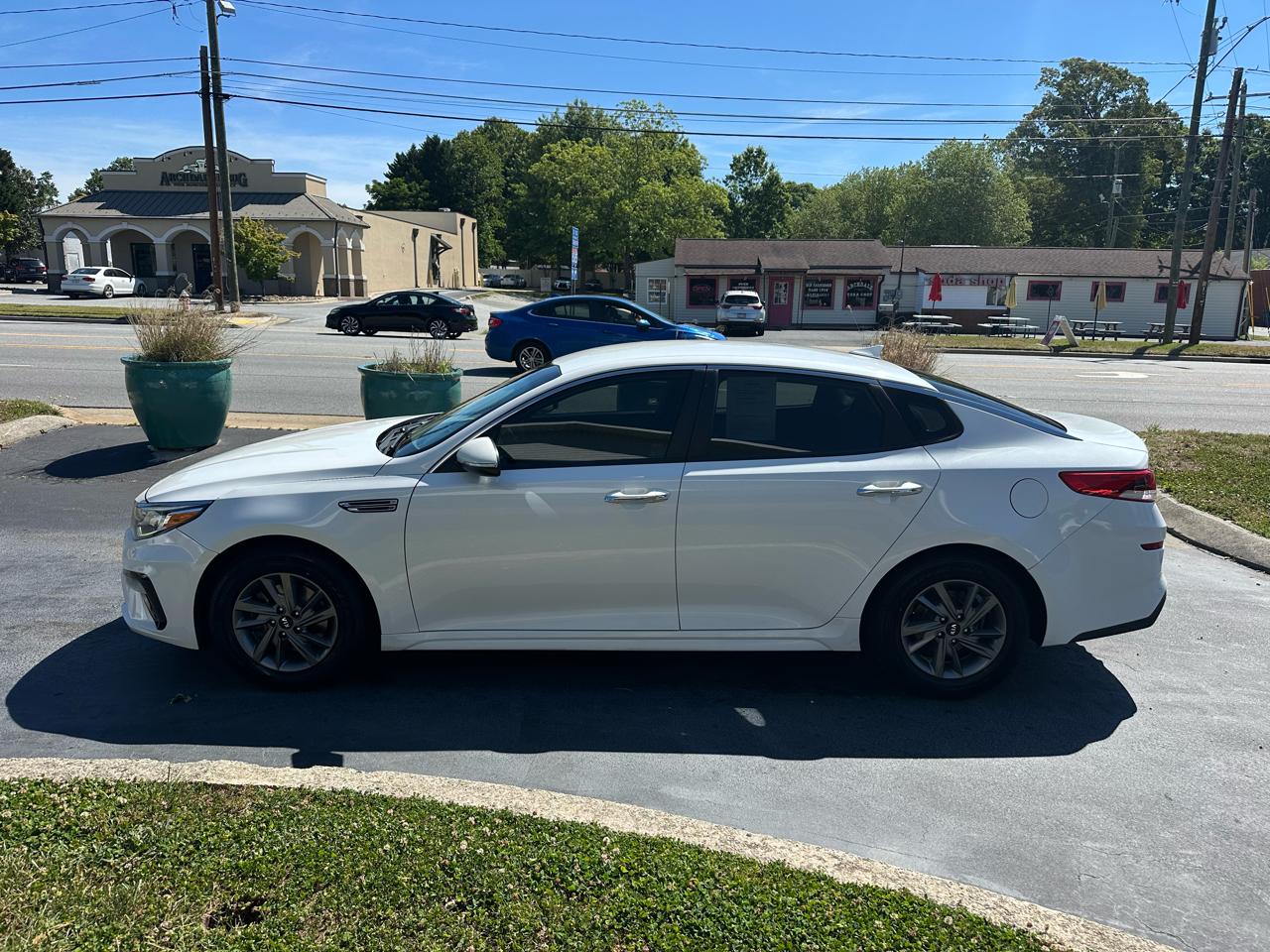 Kia Optima  2020