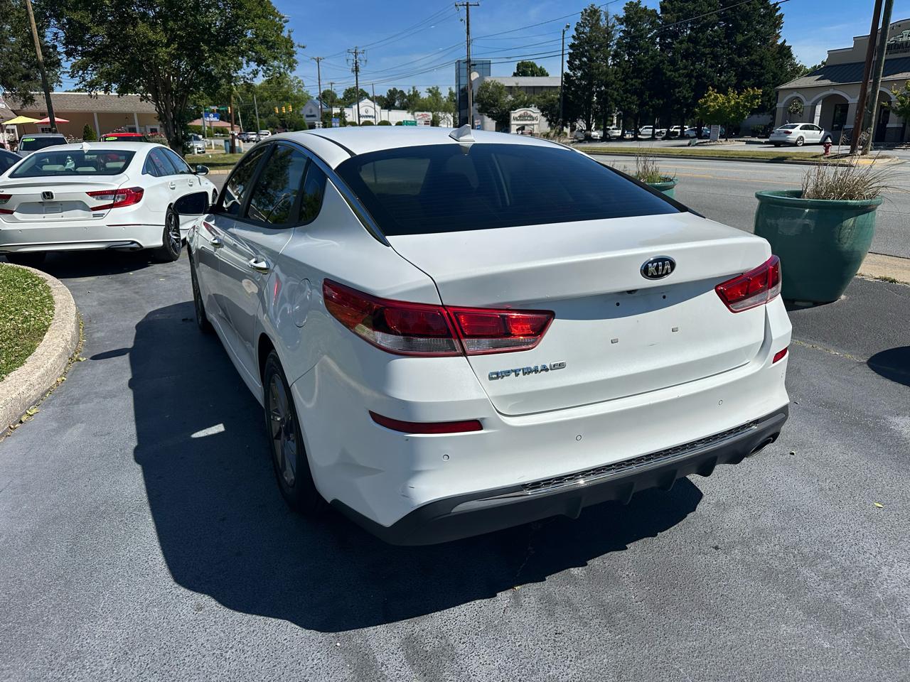 Kia Optima  2020