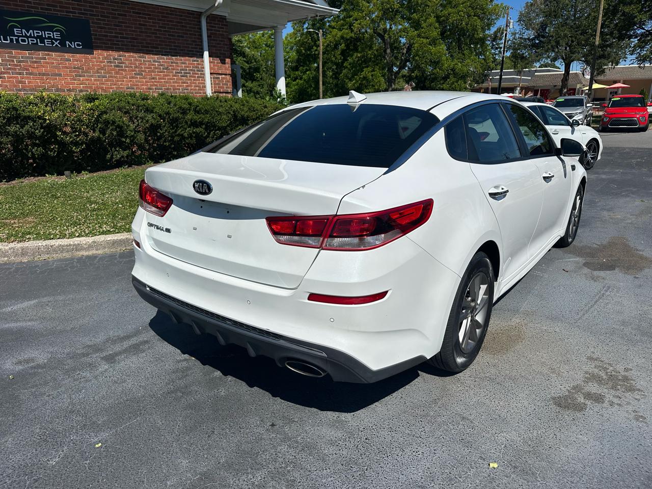 Kia Optima  2020