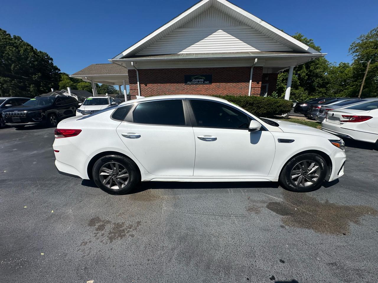 Kia Optima  2020