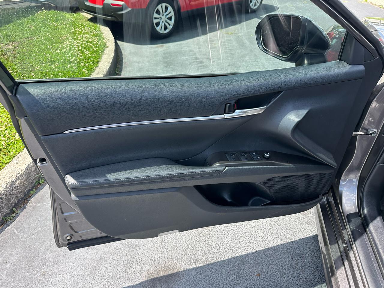 Toyota Camry  2021