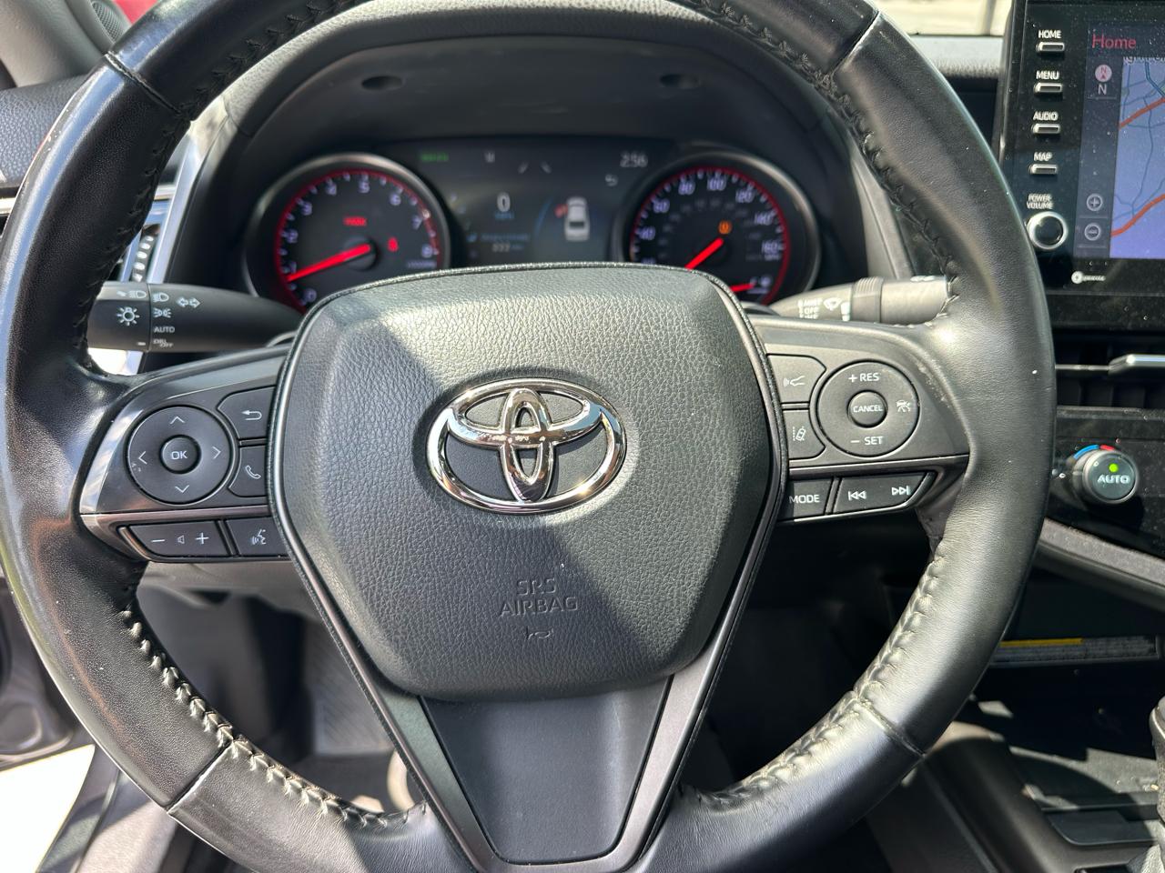 Toyota Camry  2021